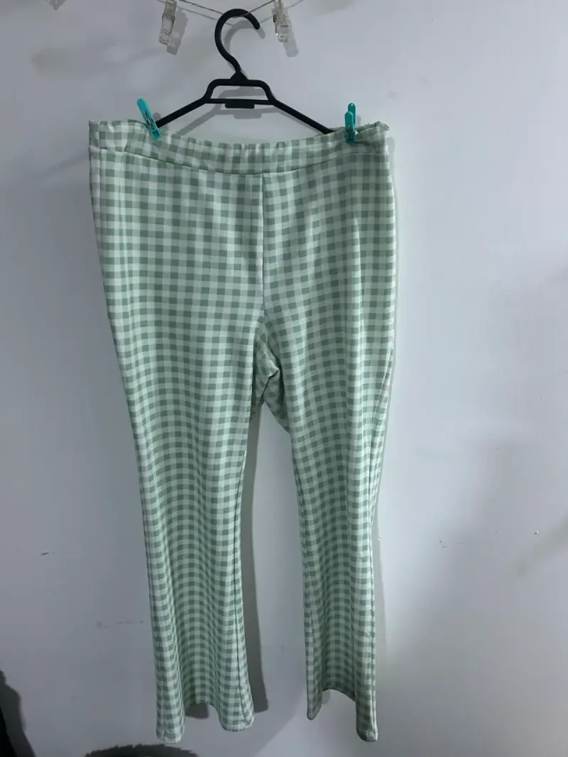 Lote de pantalones de mujer en varios colores - 3