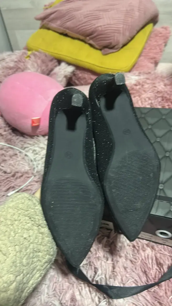 Zapatos de tacón negro con brillo talla 38 - 2