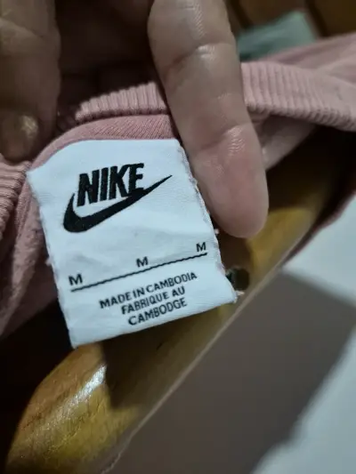 Polerón Nike rosa talla M - miniatura 3