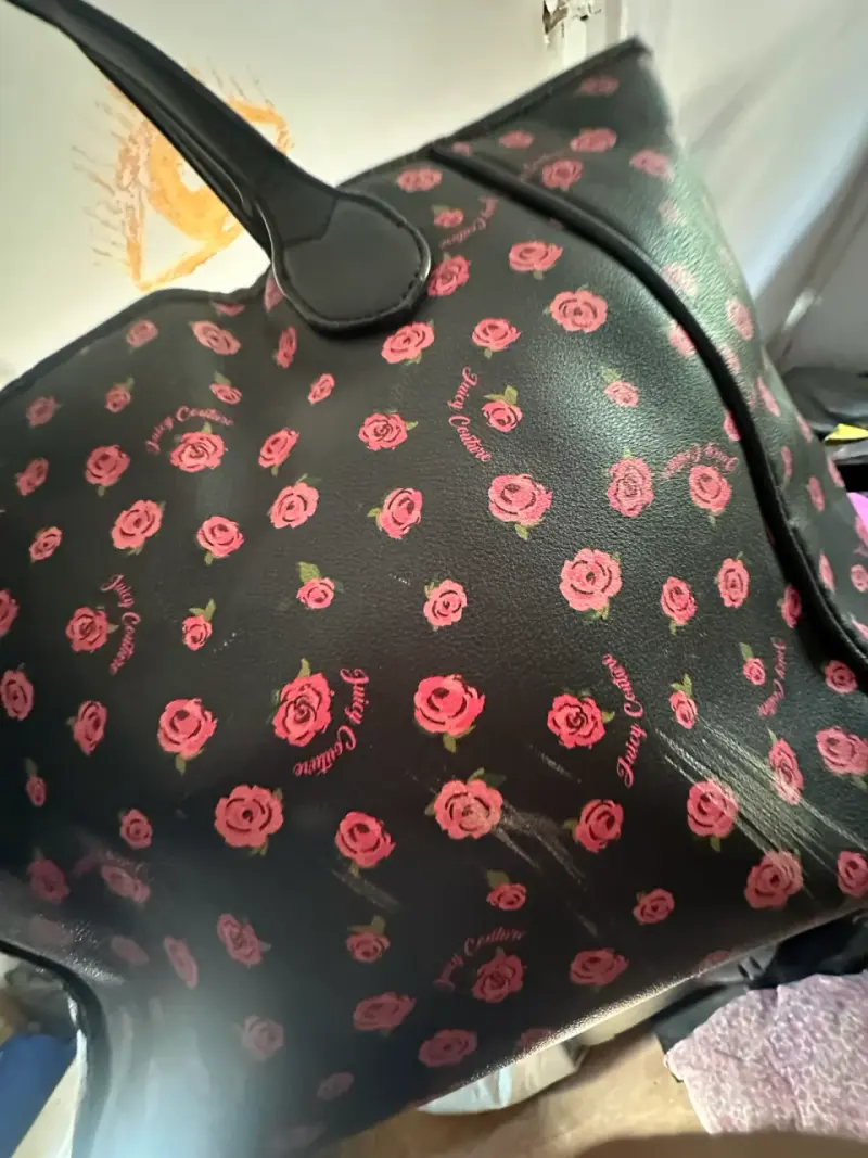 Bolso Juicy Couture con diseño de rosas - 3