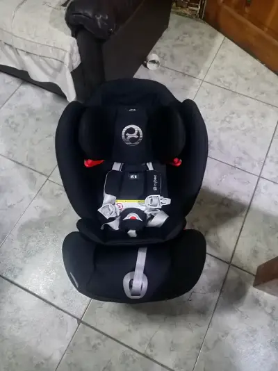Silla de Auto Cybex Negra para Bebé - miniatura 3