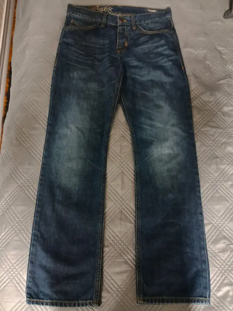 Jeans de mezclilla azul para hombre - 4