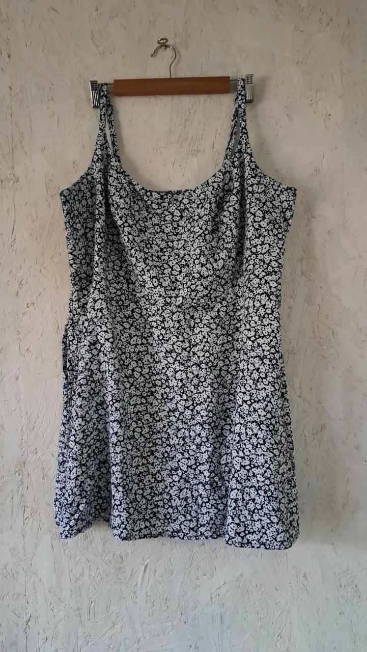 Vestido floreado Old Navy talla 2X - 1