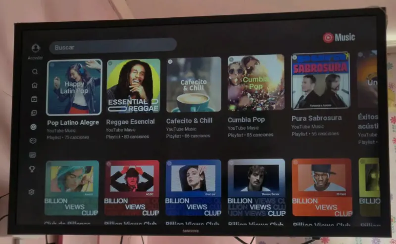 Televisor Samsung Smart TV 32 pulgadas - 2