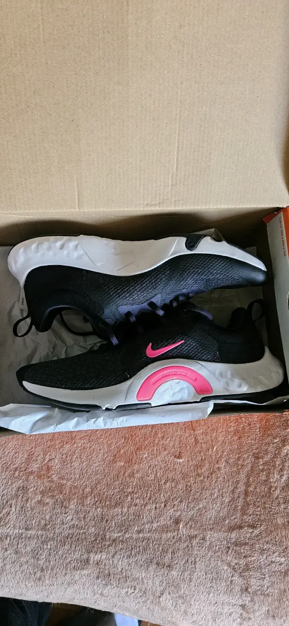 Zapatillas Nike Renew Mujer