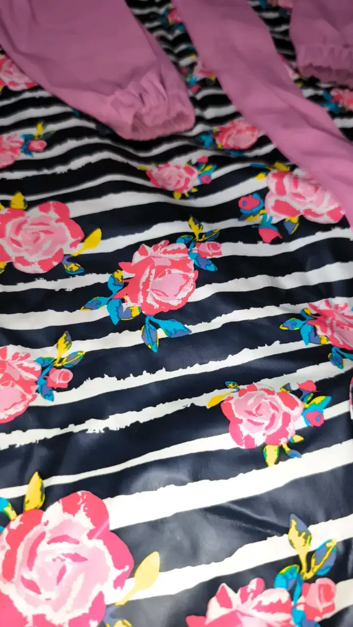 Enterito impermeable infantil con diseño floral - 2
