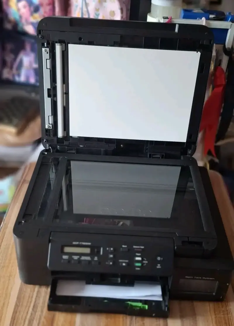 Impresora multifuncional Brother DCP-T720DW con sistema de tanque de tinta - 2
