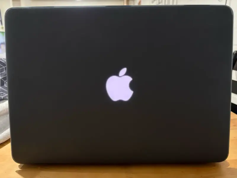 Apple MacBook Air 2017 - 5