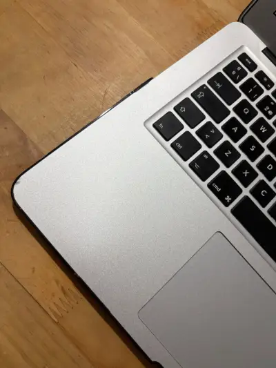 Apple MacBook Air 2017 - miniatura 6