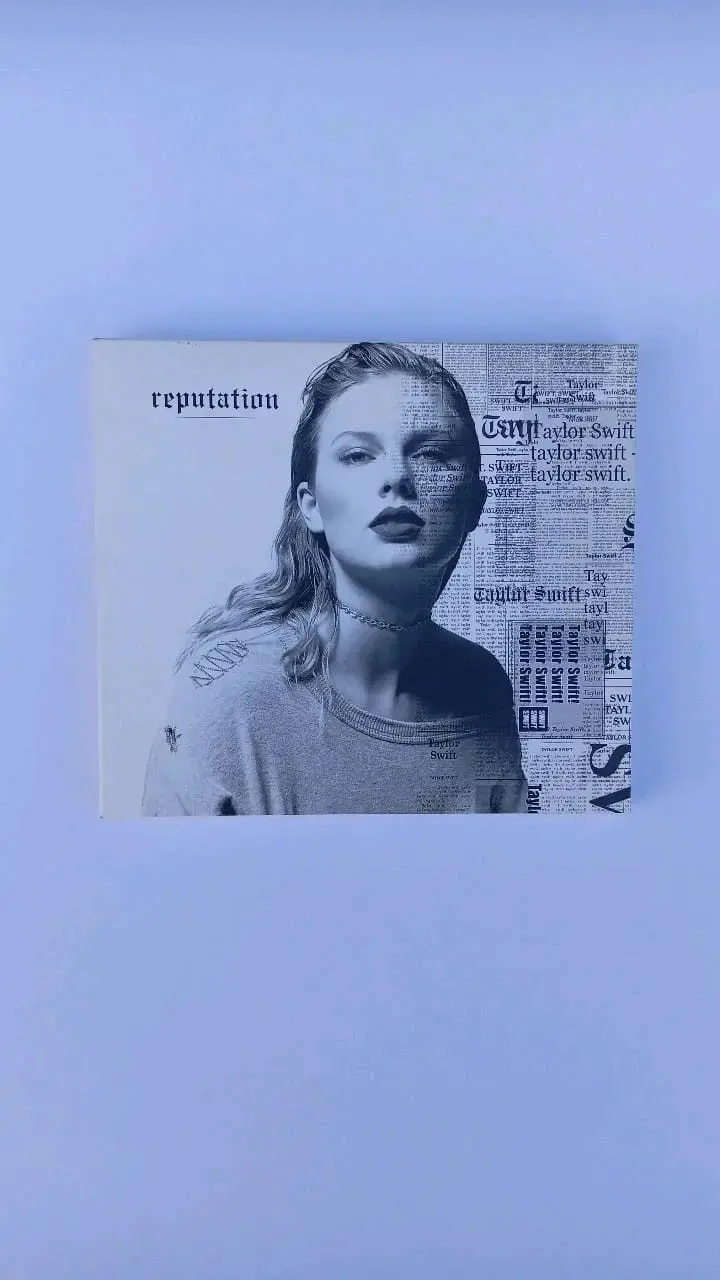 CD 'Reputation' de Taylor Swift con póster - 3