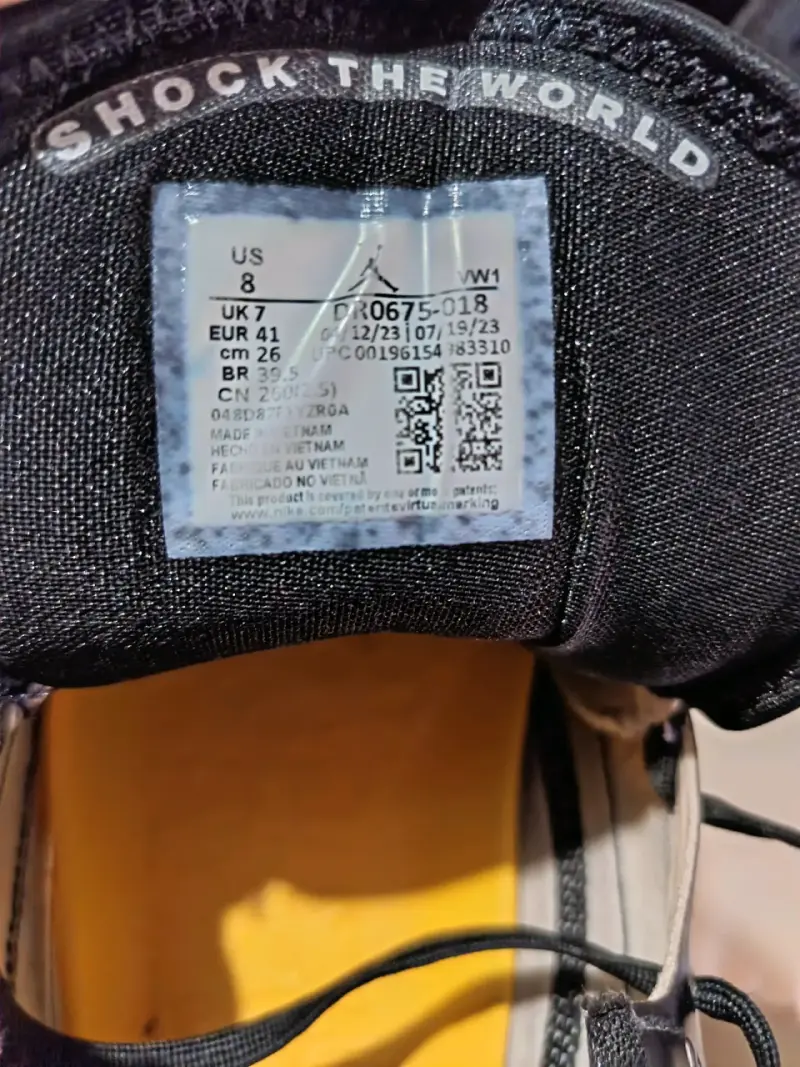 Zapatillas deportivas Jordan negras y blancas - 5