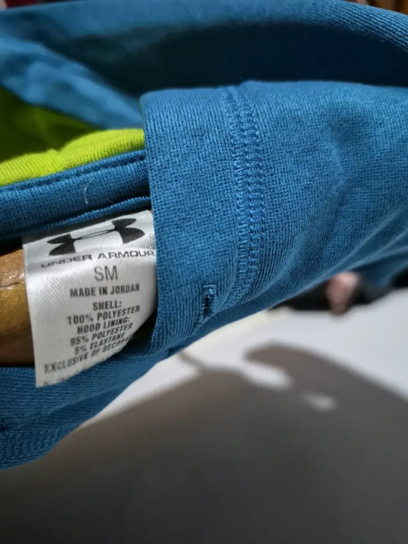 Polerón con capucha Under Armour azul para niño - 3