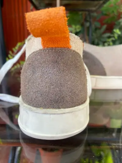 Zapatillas casuales beige con detalles naranjas - miniatura 3
