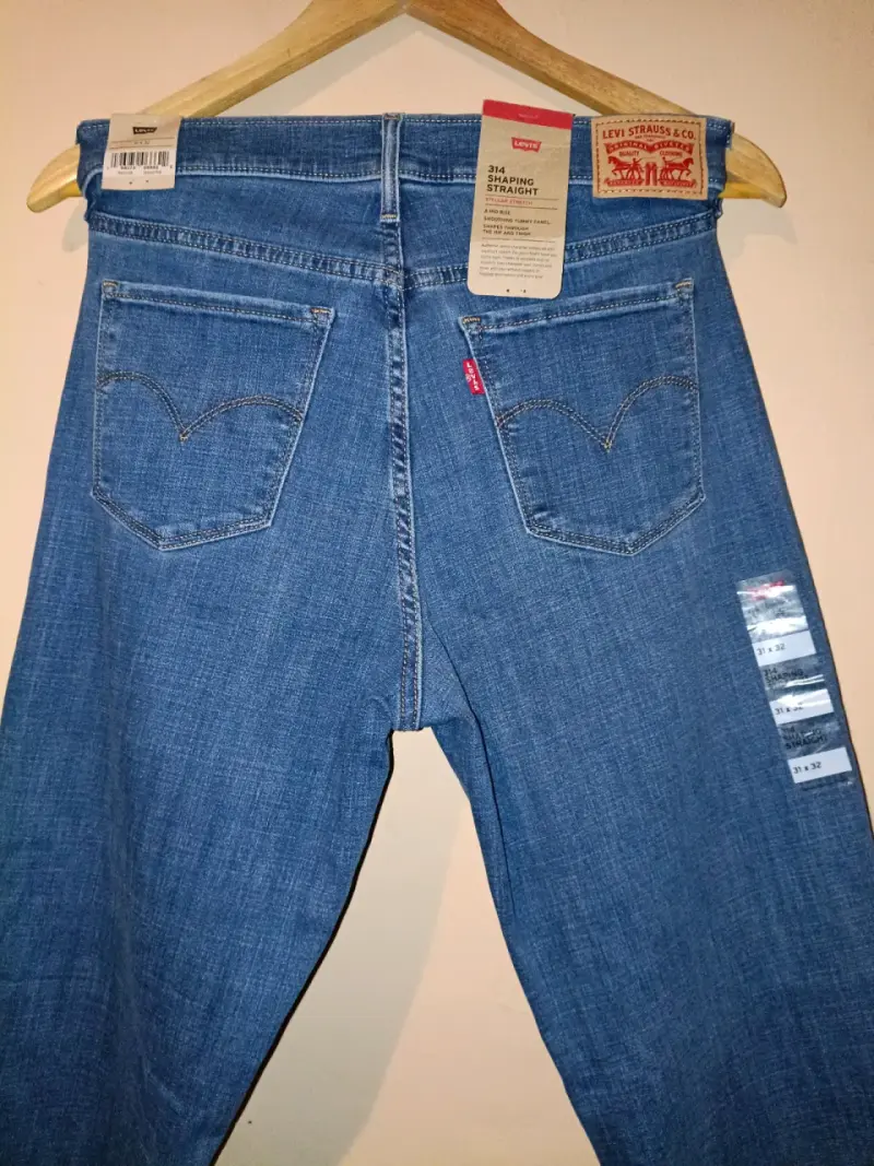 Jeans levis 314 shaping straight nuevos - 9