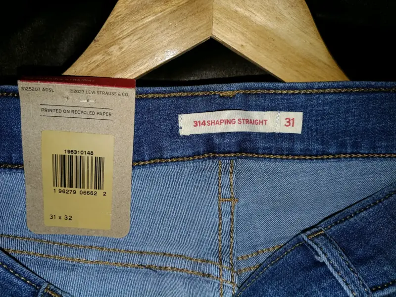 Jeans levis 314 shaping straight nuevos - 11