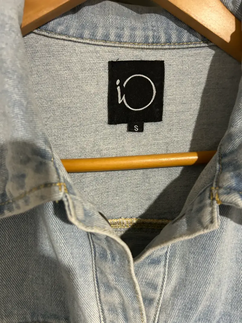 Sobre camisa de Jeans iO - 2