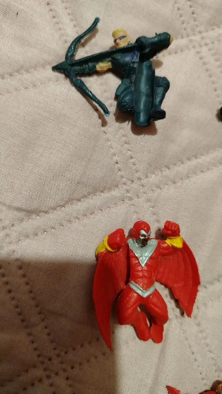 Set Figuras Marvel superhéroes para lapiz. Son 5 - 3