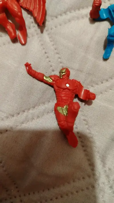 Set Figuras Marvel superhéroes para lapiz. Son 5 - miniatura 4
