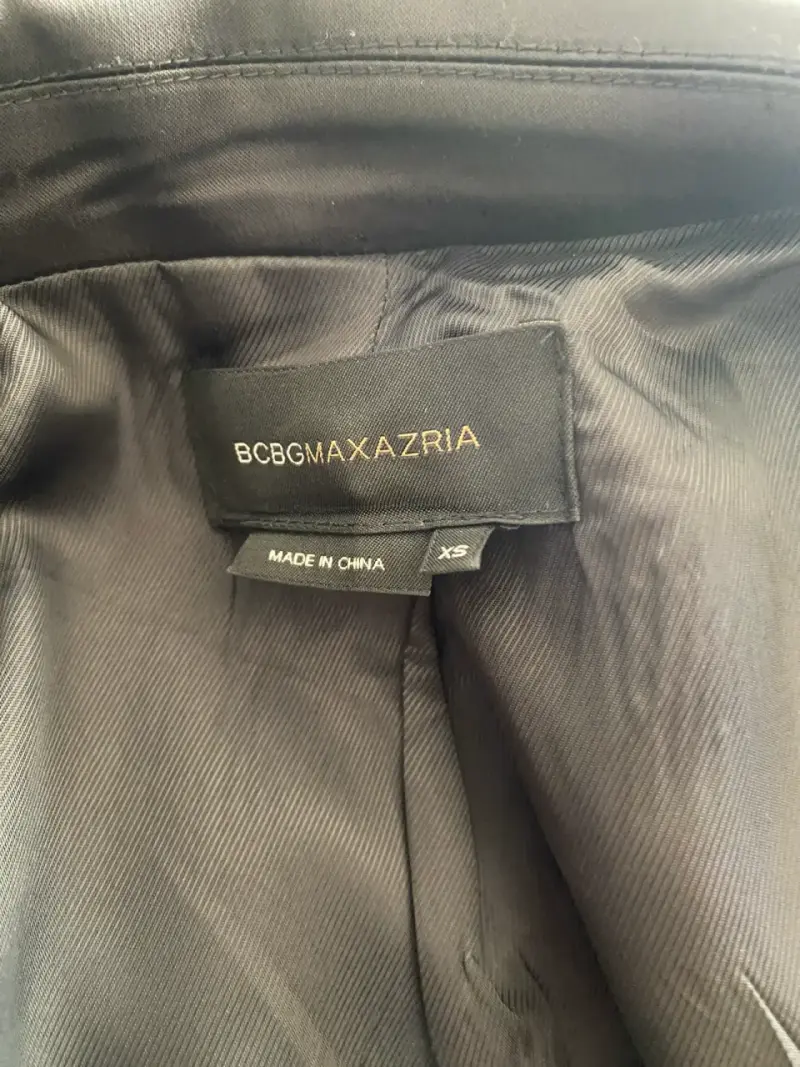 Elegante blazer negro para mujer - 4