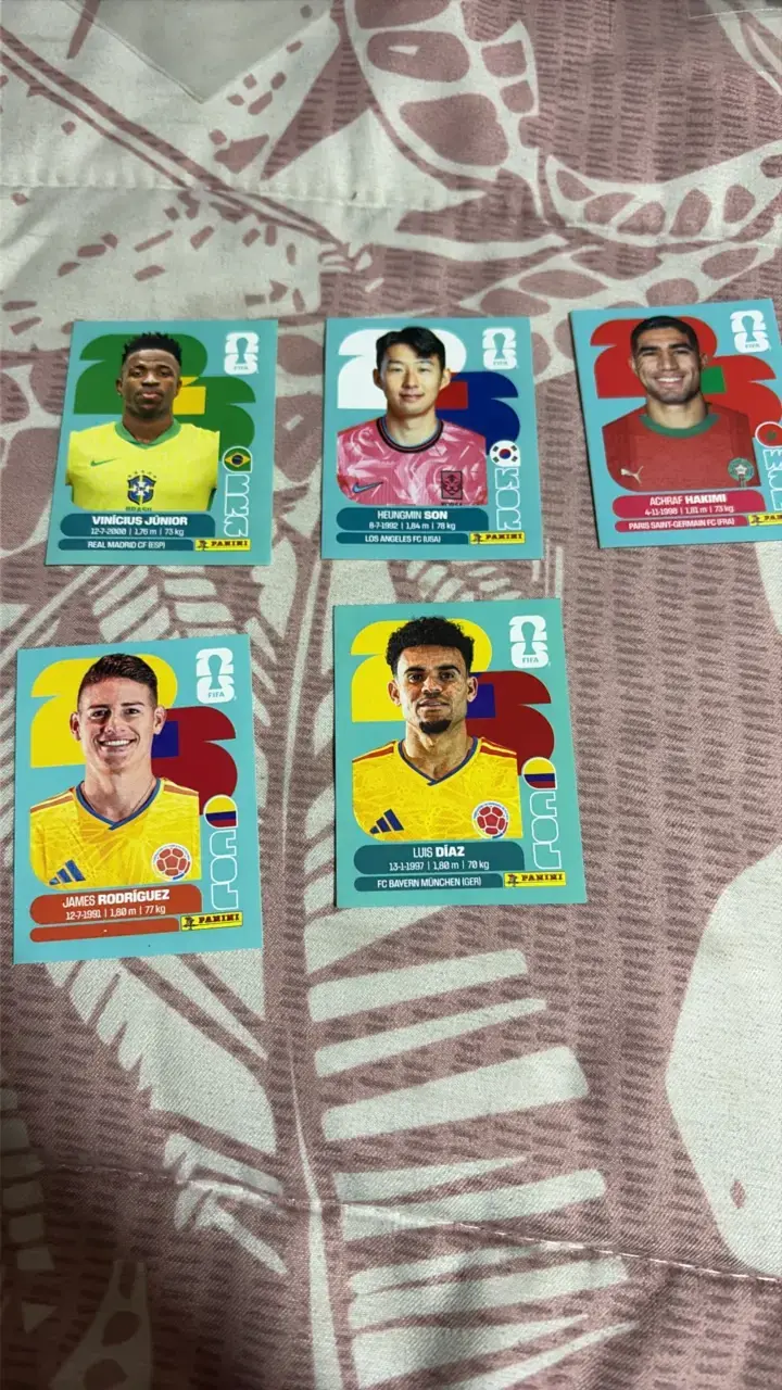 Set de láminas Panini FIFA 2026 vininicus vendido