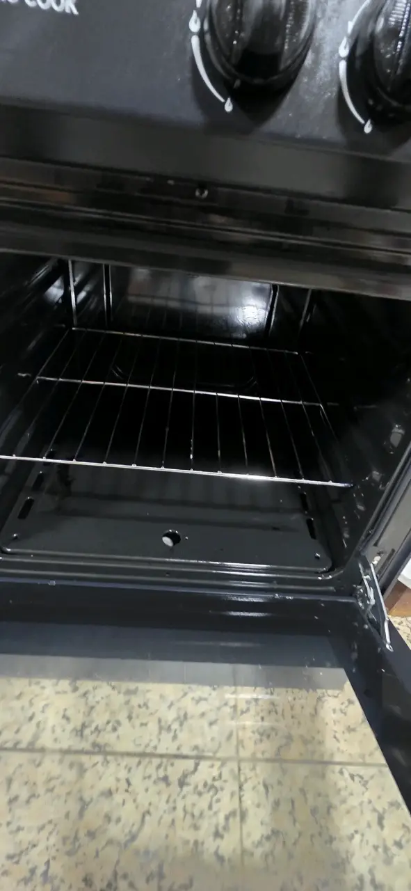 Cocina a gas Midea S-Pro Cook negra eficiente - 4