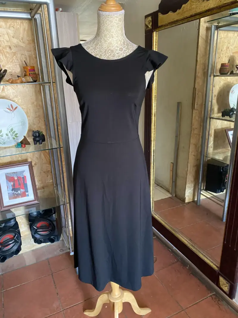 Vestido negro para mujer - 5