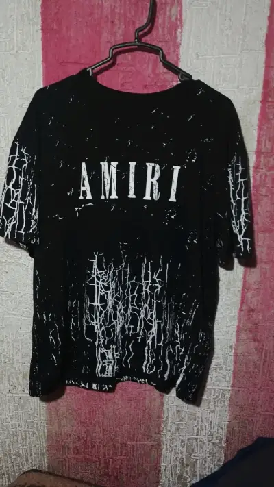 Polera Amiri negra con diseño gráfico - miniatura 1