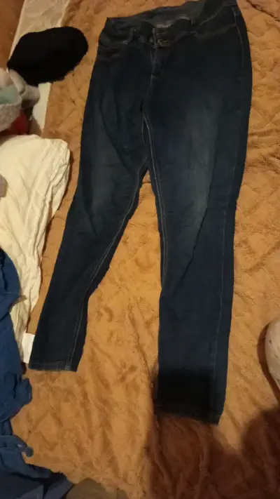 Jeans azul oscuro para mujer en buen estado - miniatura 1