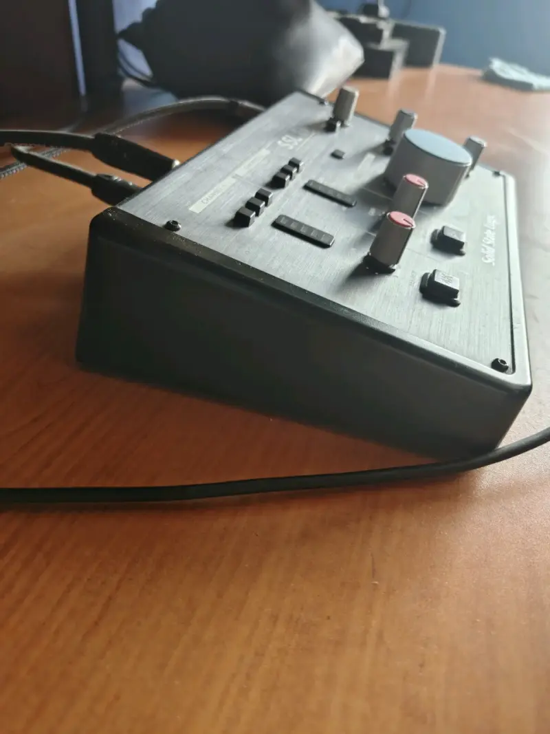 Interfaz de Audio SSL 2+ con Control de Volumen - 1