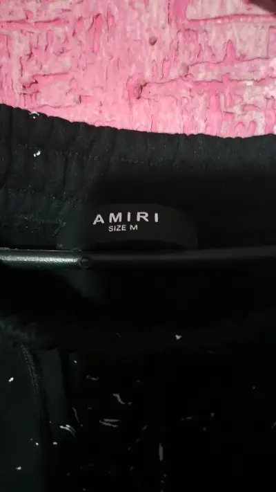 Shorts deportivos Amiri negros con diseño - miniatura 3