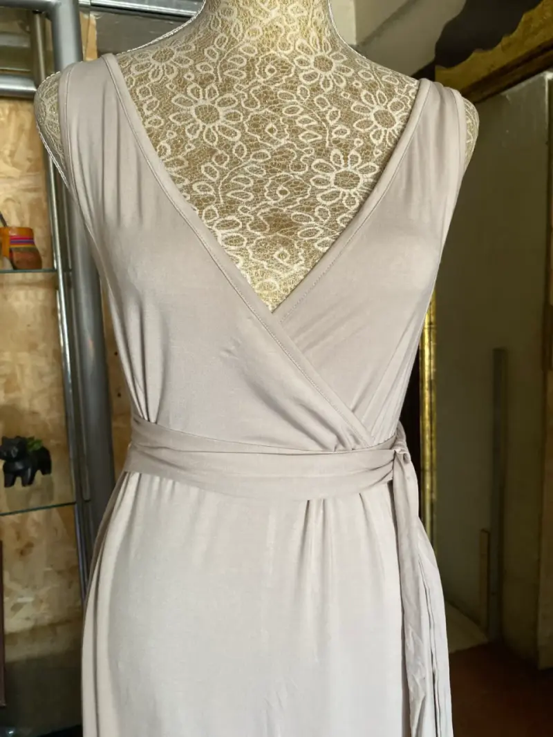 Vestido largo de verano color beige - 3