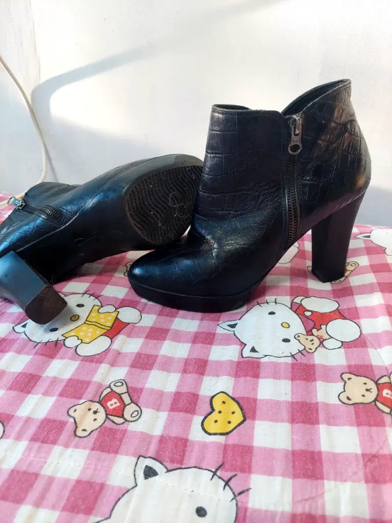 Botines de cuero negro gacel - 1