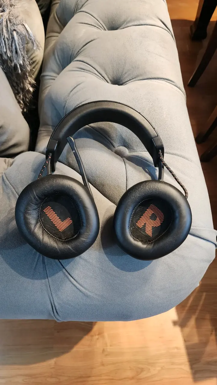 Audífono Gamer Profesional JBL Quantum 600 - 3