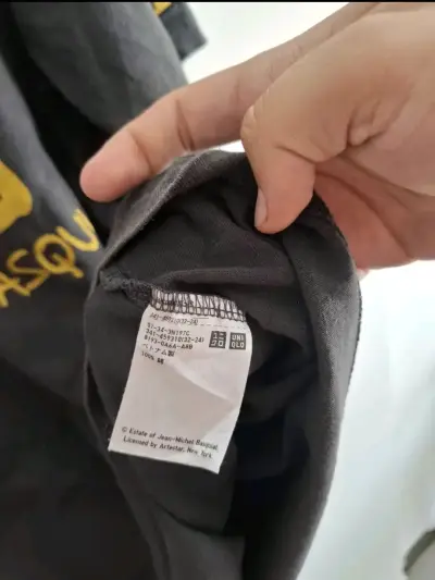 Polera Jean-Michel Basquiat negra con diseño de corona - miniatura 6