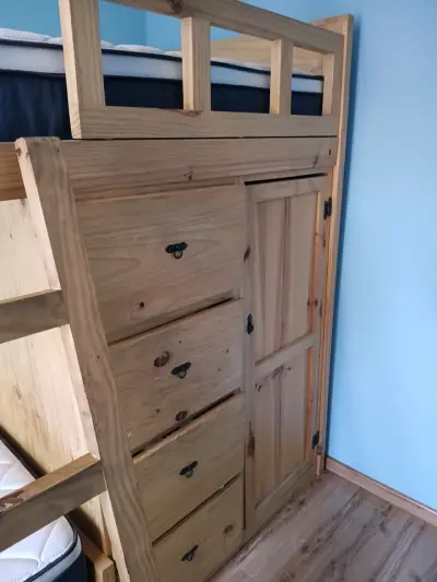 Camarote de madera con cajonera y escalera - miniatura 1