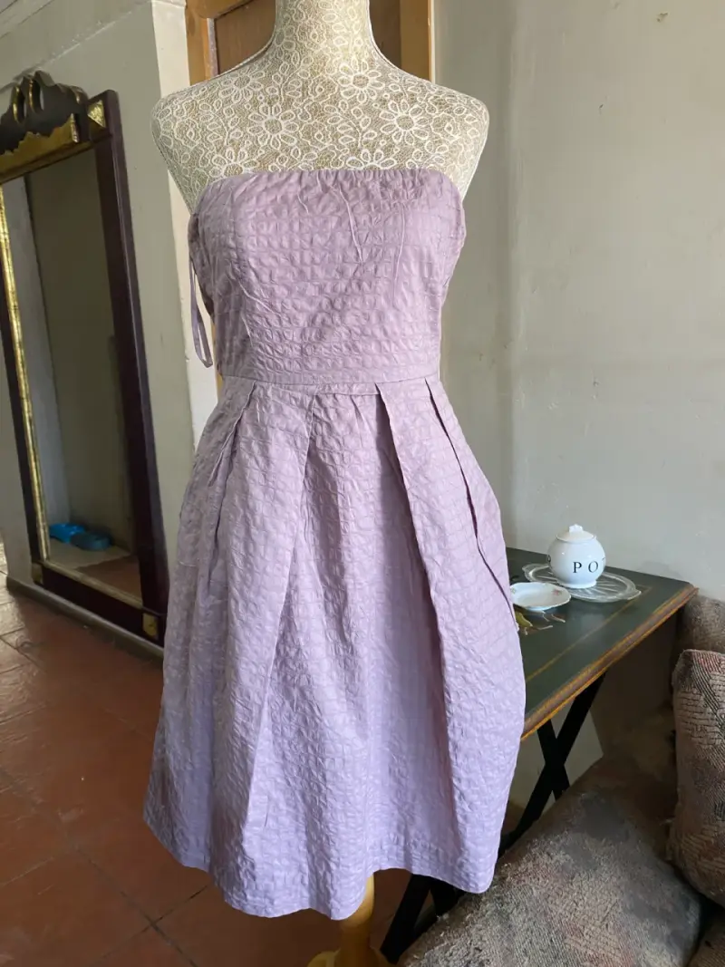 Vestido strapless elegante para mujer - 1