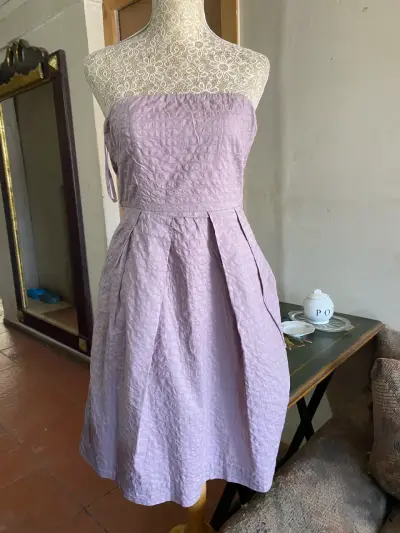 Vestido strapless elegante para mujer - miniatura 1