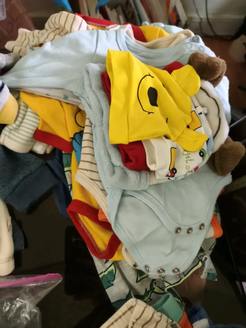 Lote de ropa de bebé variada y colorida - 5