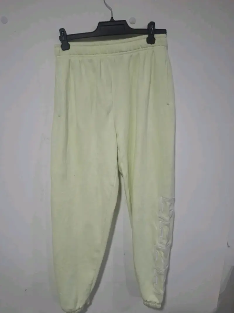 Pantalones deportivos amarillos Pink Victoria's Secret - 1