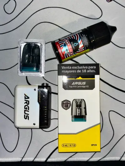 Kit de Vapeo Voopoo Argus P2 con Cartuchos y Líquido - miniatura 1