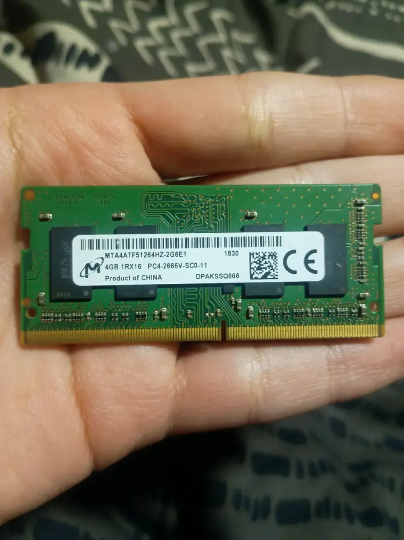 Memoria RAM 4GB DDR4 para Laptop - 2