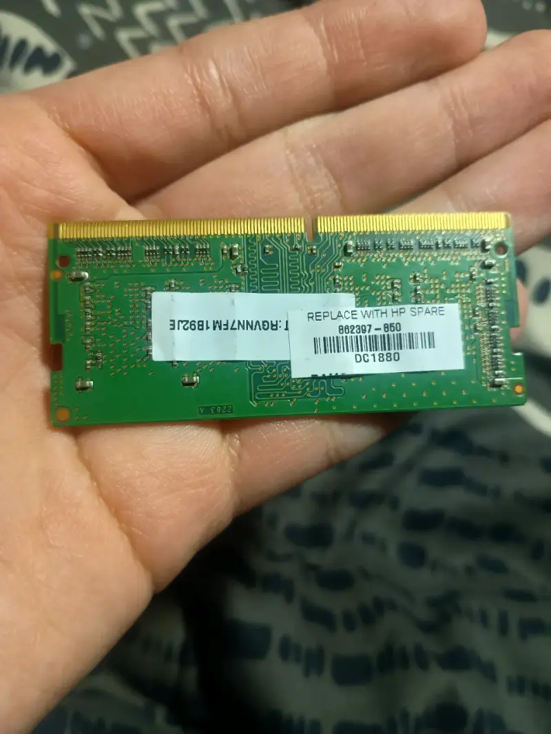 Memoria RAM 4GB DDR4 para Laptop - 3