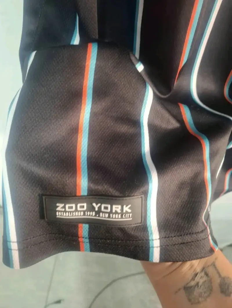 Polera rayada Zoo York negra - 5