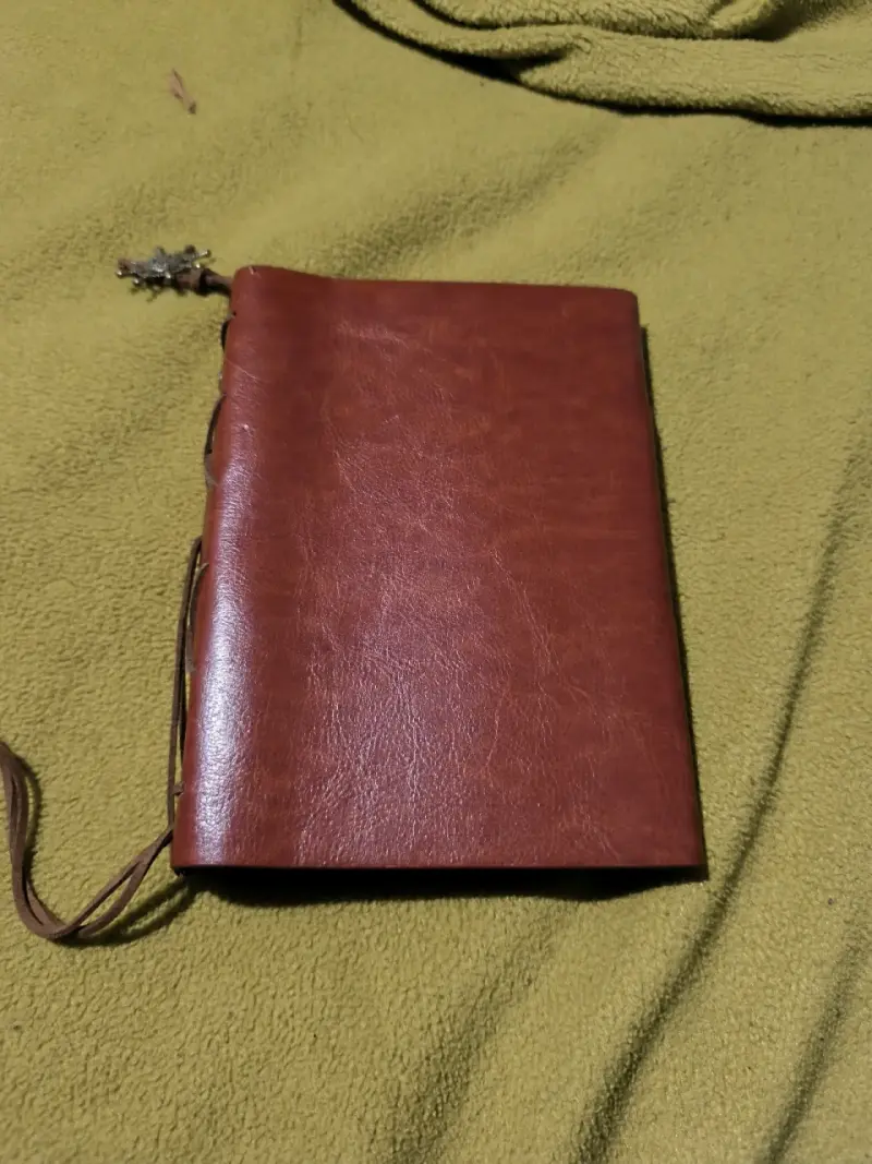 Cuaderno de cuerina - 1