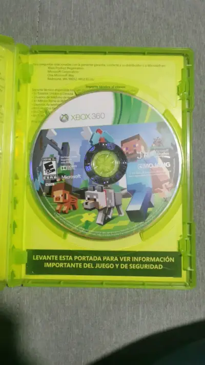 Minecraft Xbox 360 Edition en buen estado - miniatura 3