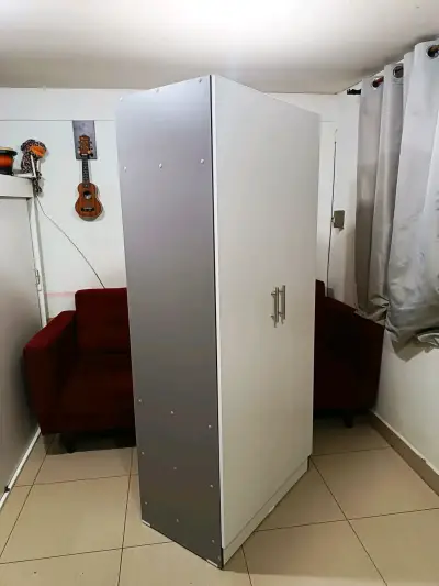 Closet de melamina blanco con puertas dobles - miniatura 1