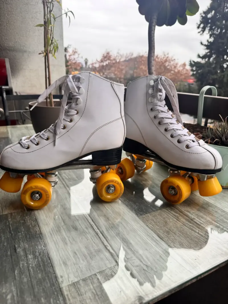 Patines de Cuatro Ruedas Blancos para Adulto Talla 38 - 2