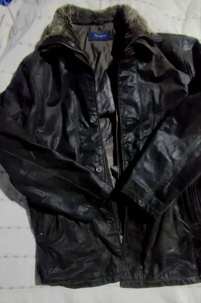 Chaqueta de cuero con forro - miniatura 2