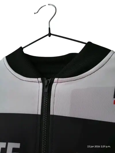Chaqueta deportiva hombre - miniatura 2