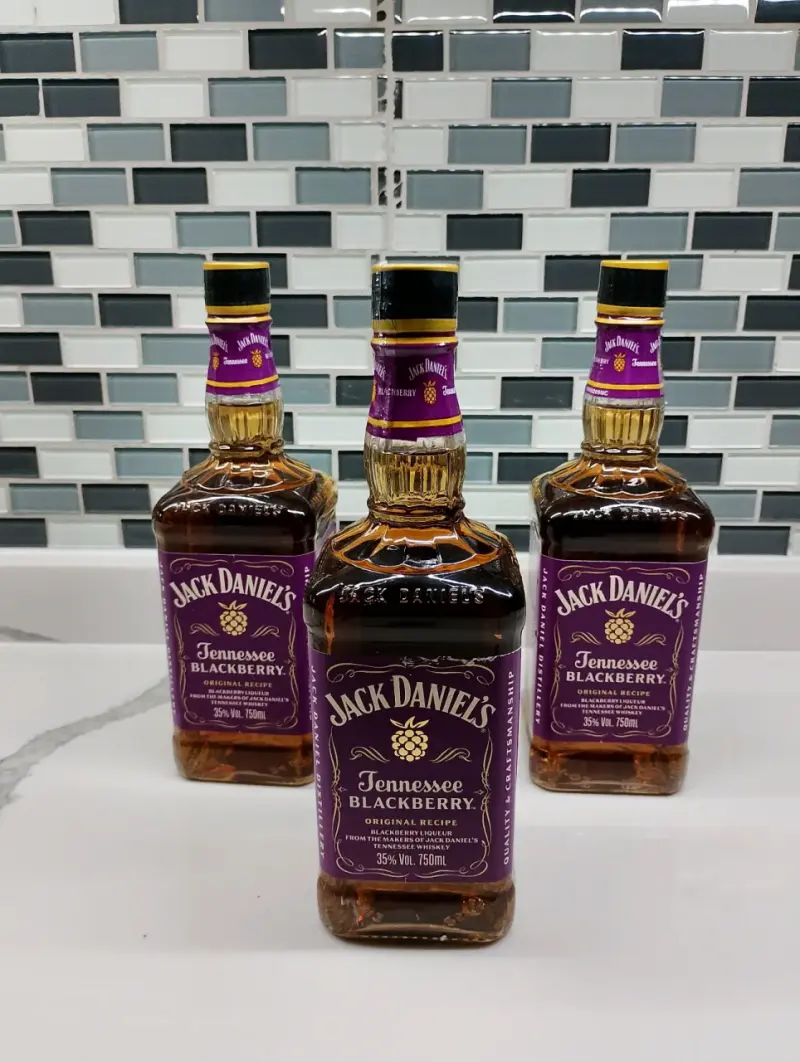 Licor Jack Daniel's Tennessee Blackberry 750ml - 3